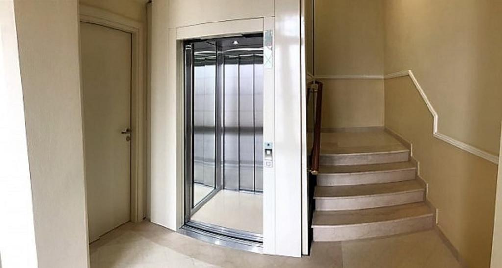 Farolfi Apartments Carracci Bologna Ngoại thất bức ảnh