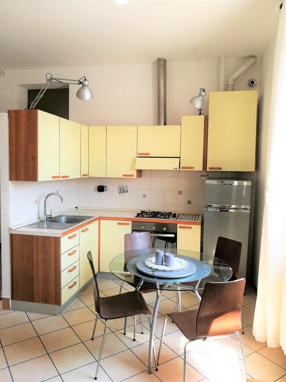 Farolfi Apartments Carracci Bologna Ngoại thất bức ảnh